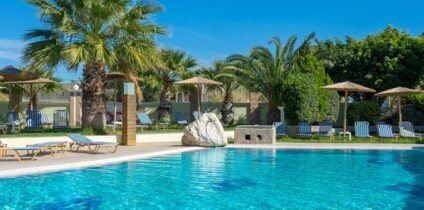 Hotel Stamos Plus