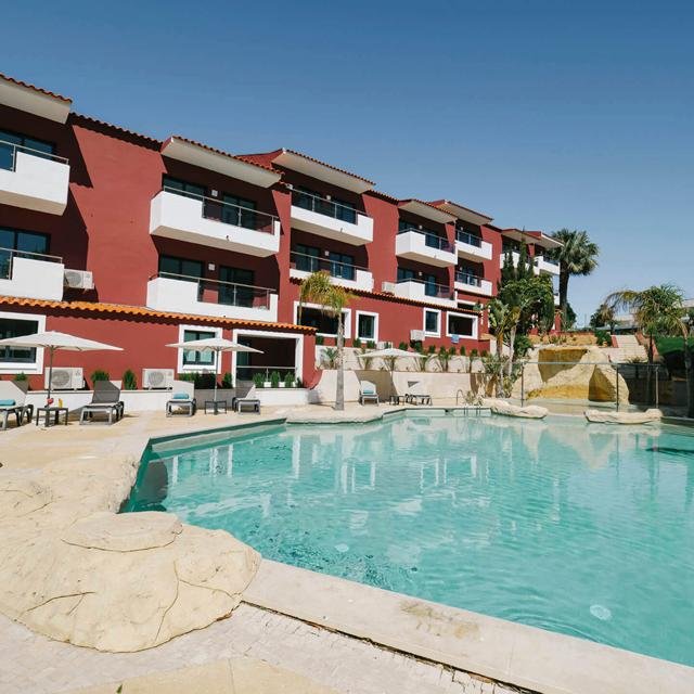 Topazio Vibe Beach Hotel & Apartments - logies